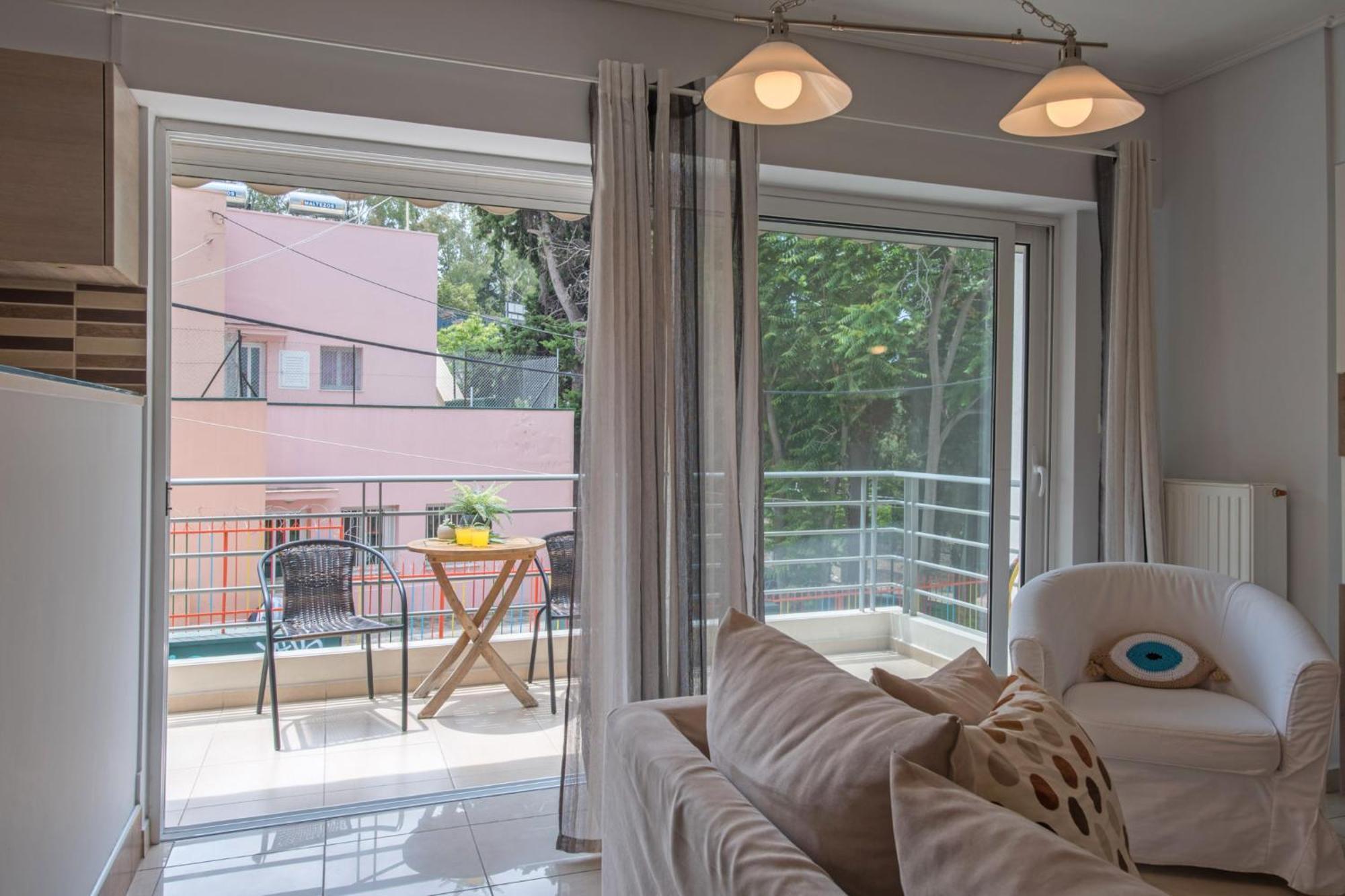 Apartment In The Historical Center Of Athens Room photo